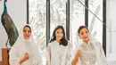 Tidak heran bila Nikita Willy memiliki gaya fashion yang menarik. Seperti saat Lebaran, ia pun mengenakan hijab dengan modis bersama keluarganya dalam momen hari kemenangan tersebut. (Liputan6.com/IG/@nikitawillyofficial94)