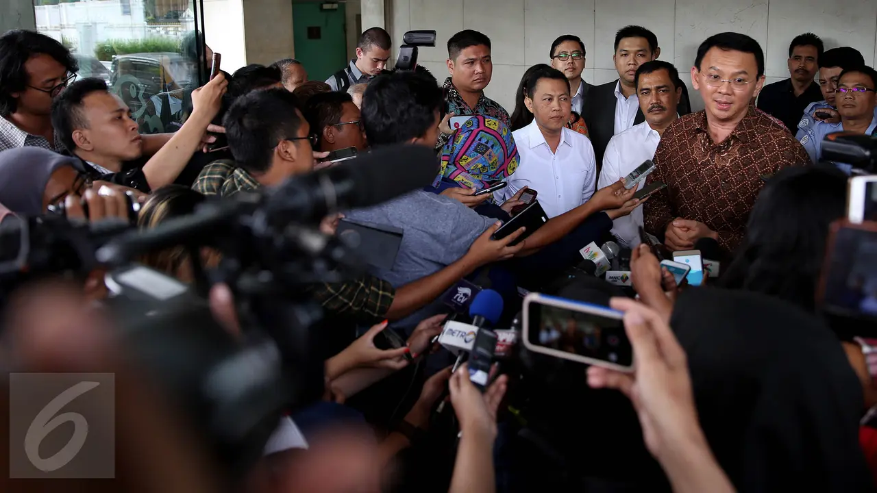 20161024-Ahok-Klarifikasi-Tentang-Penistaan-Agama-Jakarta-JT