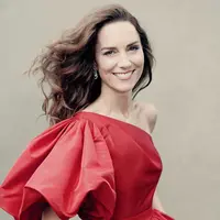 Foto ikonis Kate Middleton yang akan masuk ke dalam koleksi permanen dari National Portrait Galery di London. (Foto: @Roversi/ Instagram)