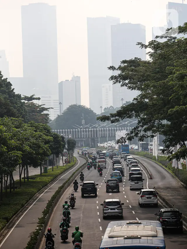Kendaraan Bermotor Penyebab Polusi Udara Jakarta