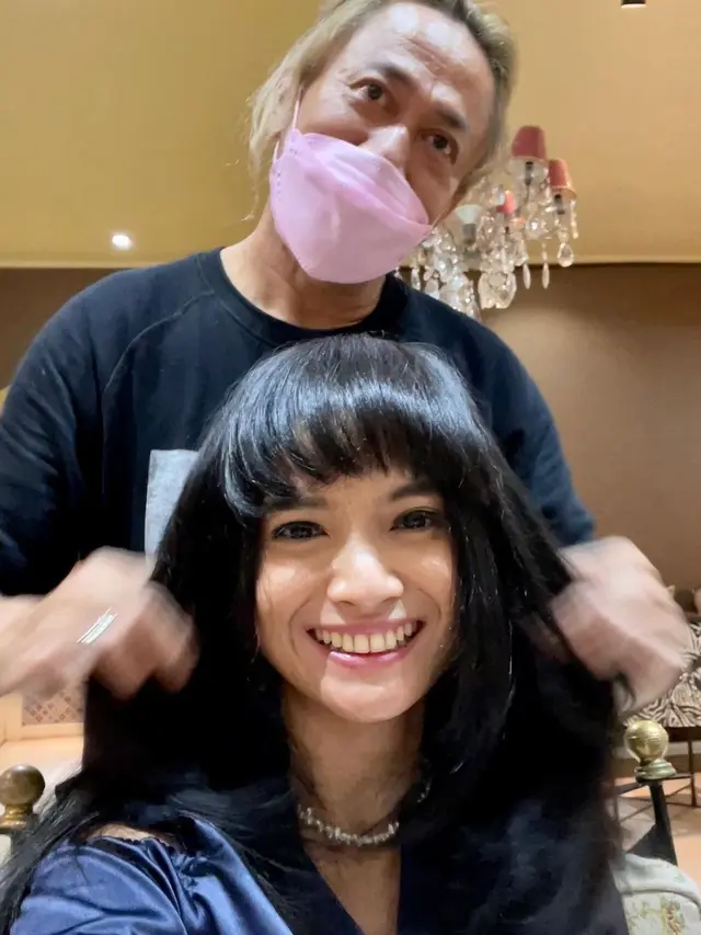 5 Potret Acha Septriasa dengan Gaya Rambut Baru, Makin Awet Muda dengan Poni