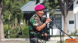 Citizen6, Surabaya: Dankormar menyampaikan ucapan terima kasih kepada seluruh prajurit Marwiltim atas kinerja, loyalitas dan penampilannya pada upacara HUT TNI ke-67 di Kodam V Brawijaya. (Pengirim: Diyat Akmal)