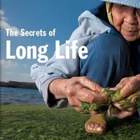 Yeah! Ganja disinyalir membuat nenek asal India ini berusia lebih dari seabad.