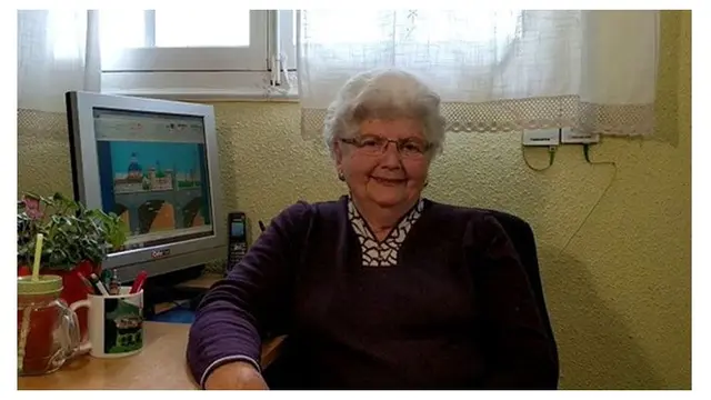 Nenek 88 Tahun Ini Iseng Main Microsoft Paint
