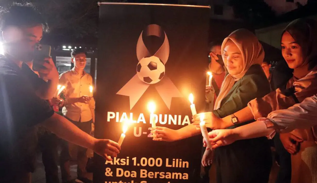 Dalam kesempatan tersebut juga dilakukan aksi menyalakan 1000 lilin. (Dok. GSR)