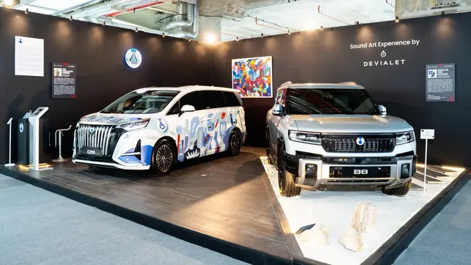 Dari Galeri ke Jalan Raya, Kreasi Seni di Atas Mobil Mencuri Perhatian di ArtMoments 2026