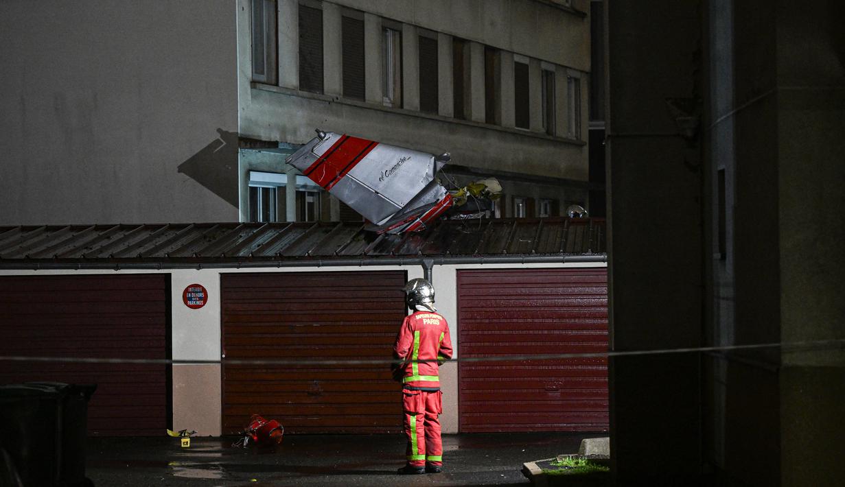 Pesawat awalnya lepas landas dari Rouen – sekitar 130 km (80 mil) dari Villejuif – dan seharusnya mendarat di Toussus-le-Noble, dekat Versailles. (Miguel MEDINA / AFP)