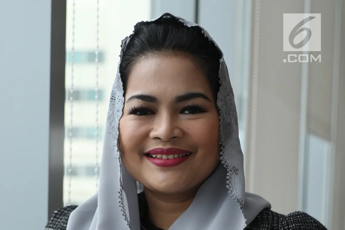 Calon Wakil Gubernur Jawa Timur Puti Guntur