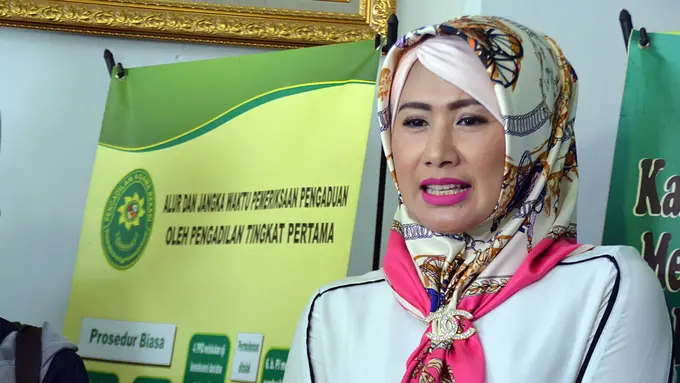 [Bintang] Sidang Cerai Donny Kesuma