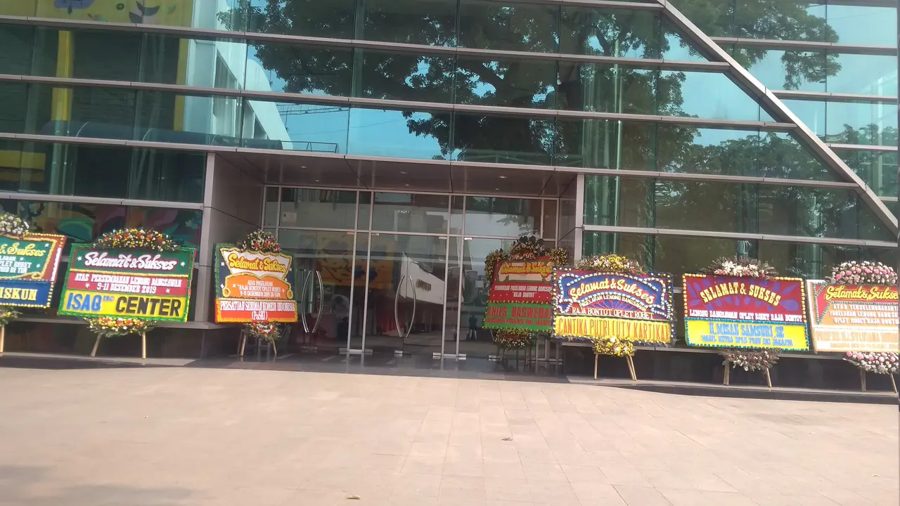 Lenong Bangsawan dari Oplet Robet