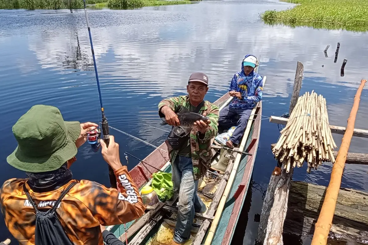 Masyarakat di sekitar Kawasan Konservasi Sungai Pukun di Desa Pematang Limau, Kabupaten Seruyan, Kalimantan Tengah (Kalteng)