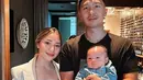 <p>Sebagai orangtua, Nikita Willy mempunyai cara berbeda saat mengasuh anak. Bahkan ia memilih Amerika untuk melahirkan anaknya. [Foto: instagram.com/nikitawillyofficial94]</p>