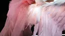 Lady Gaga sendiri tampil cantik bak malaikat dalam malah penganugerahan bergengsi tersebut. (KEVIN WINTER / GETTY IMAGES NORTH AMERICA / AFP)