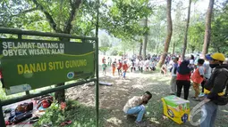 Taman wisata alam Situ Gunung ini terletak bawah kaki gunung Gede Pangranggo, Sukabumi, Jawa Barat, Sabtu (2/8/14). (Liputan6.com/Herman Zakharia)