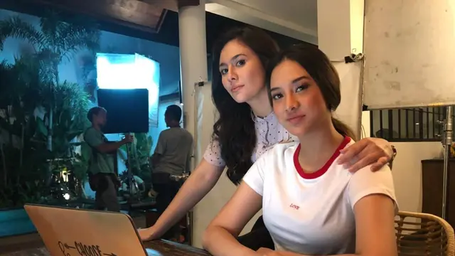 Akting Jadi Ibu dan Anak, Ini 6 Potret Anya Geraldine dan Wulan Guritno