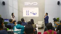 Pemaparan teknologi terkini Denza di IIMS 2025. (ist)