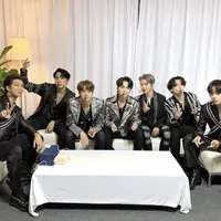 BTS (Big Hit Entertainment/ Twitter - bts_bighit)