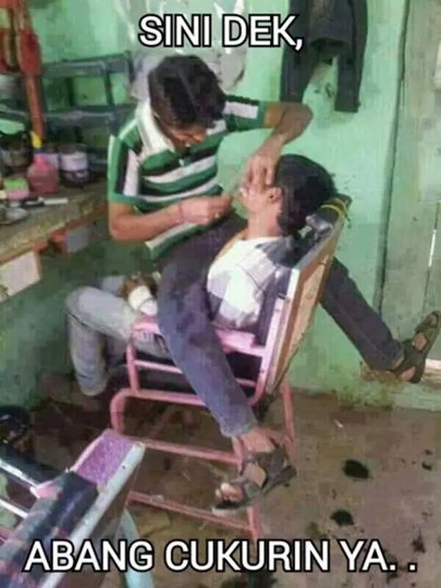 6 Tingkah Gokil Bapak-Bapak India Ini Absurd Banget, Enggak Habis Pikir