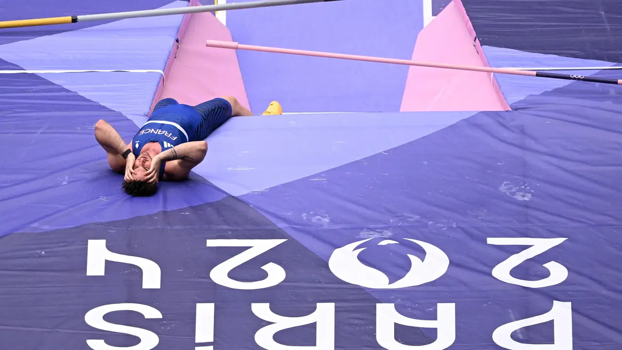 Anthony Ammirati meratapi kegagalan di Olimpiade 2024