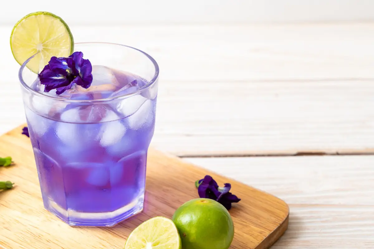 minuman es teh bunga telang