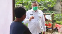 Wakil Wali Kota Bekasi, Tri Adhianto menyambangi warga pembudidaya magot di Aren Jaya, Bekasi Timur, Kota Bekasi, Jawa Barat. (Ist)