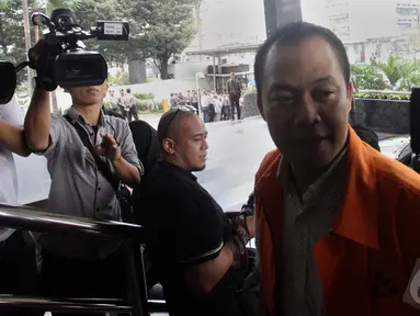 Tersangka Muchtar Ependy kembali diperiksa oleh Komisi Pemberantasan Korupsi, Jakarta, Jumat   (24/10/2014) (Liputan6.com/Johan Tallo)