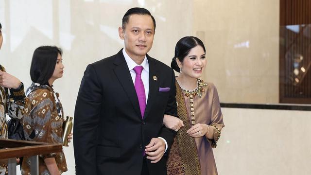 6 Potret Annisa Pohan Pakai Kebaya ketika Dampingi AHY, Aura Makin Terpancar