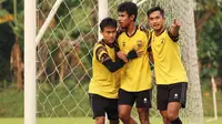 Para pemain AHHA PS Pati merayakan gol ke gawang Persija Jakarta. (Dok AHHA PS Pati)