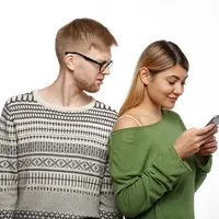 Ilustrasi cemburu. (Copyright Pexels/shurkin_son)