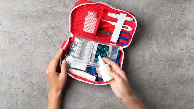 Tips Mengajak Si Kecil Perjalanan Jauh Pertama Kali, Apa Saja yang Harus Disiapkan?