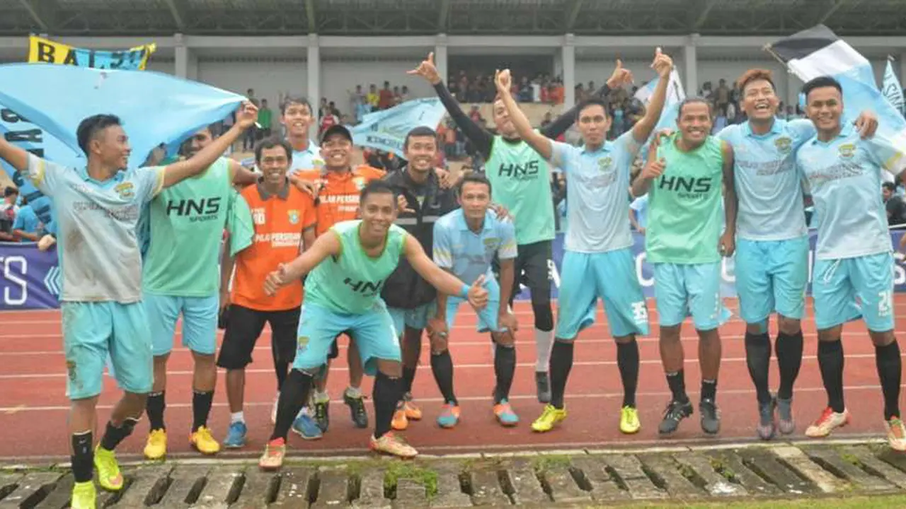 Perserang Vs Persik