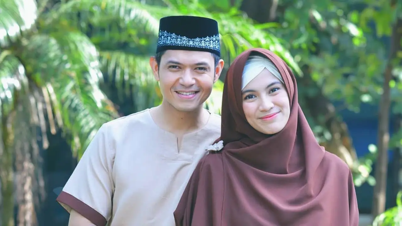 [Bintang] Alyssa Soebandono dan Dude Harlino