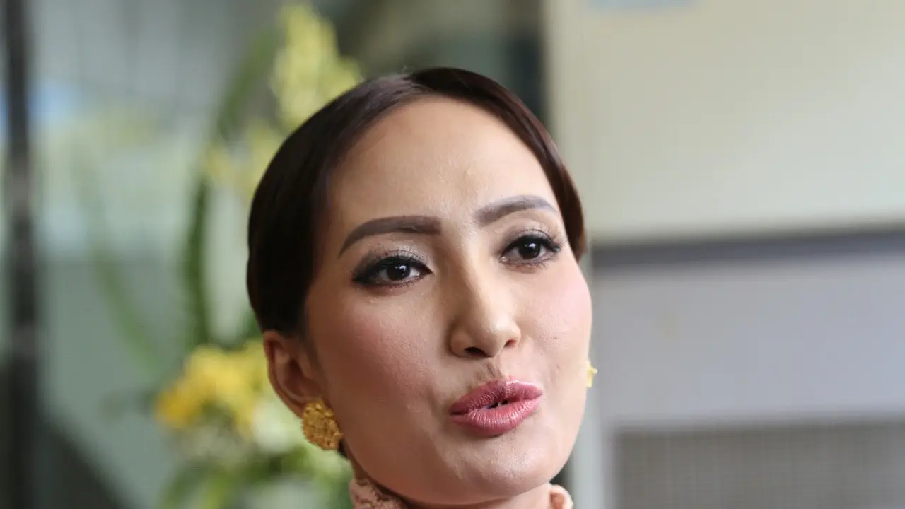 [Bintang] Artika Sari Devi