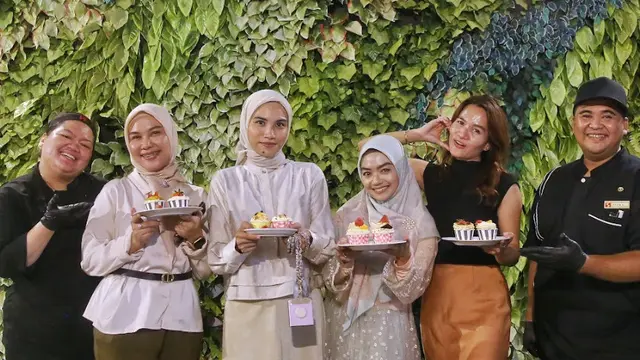 Fimelahood Buka Puasa Bersama di Swiss Belresidences, Rasuna Epicentrum. [@adrian/Fimela]