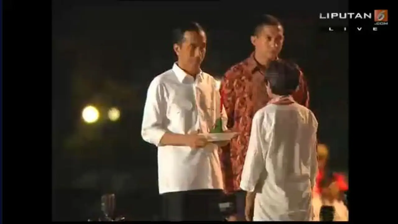Perayaan Pelantikan Jokowi sebagai Presiden Indonesia - Tumpeng 1014 2