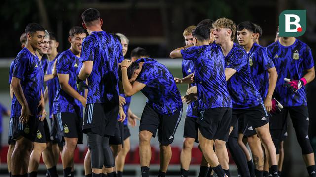 Foto: Sudah Move On, Timnas Argentina U-17 Jalani Latihan dengan Ceria