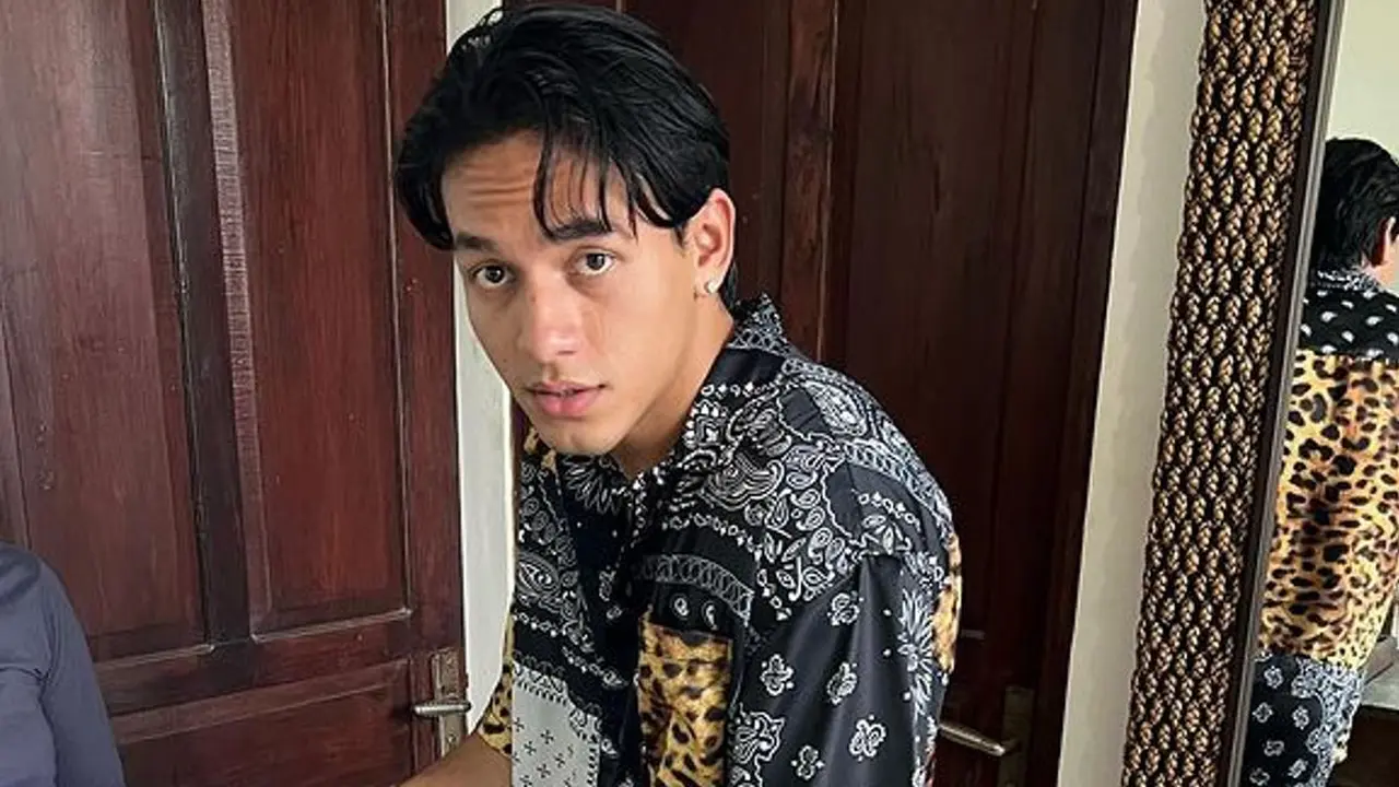Jefri Nichol (https://www.instagram.com/p/CsdHvvWJ1-8/)
