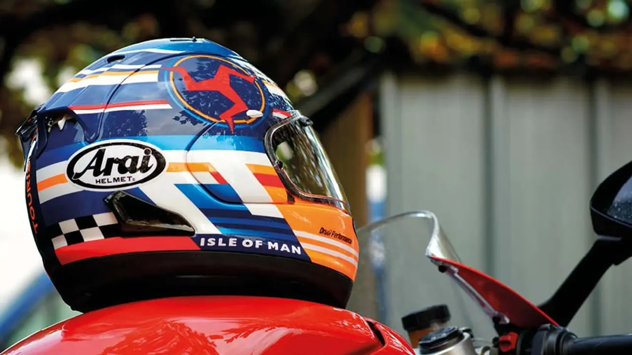 Arai RX7 Evo Spesial Isle of Man TT 2024