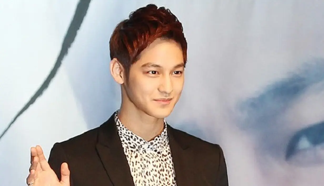 Agar kondisinya segera membaik, Kim Bum pun harus menjaga kesehatannya dengan pengobatan dan berolahraga. (Foto: Soompi.com)