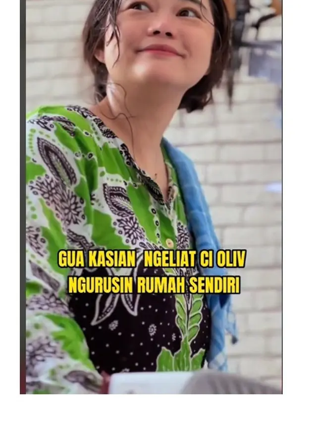 7 Potret Sederhana Olivia Allan Istri Denny Sumargo, Sering Curi Perhatian