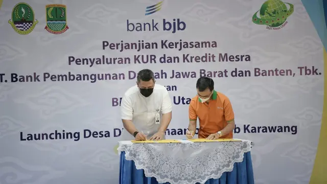 penandatanganan perjanjian kerja sama penyaluran KUR (Kredit Usah Rakyat) dan Kredit Mesra (Masyarakat Ekonomi Sejahtera) bank bjb dengan BMT Niaga Utama.