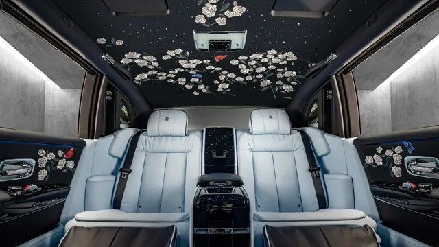 Rolls-Royce Rose Phantom