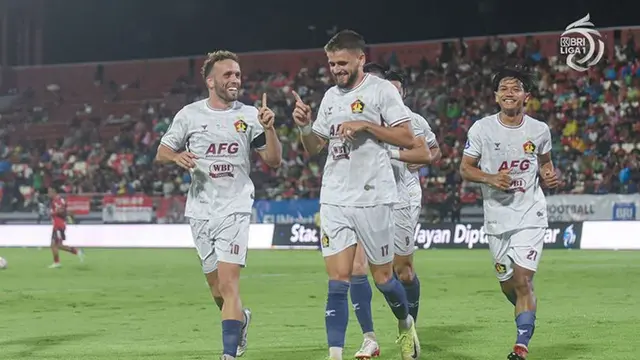 Aksi Majed Osman bersama Persik Kediri di BRI Liga 1 2024/2025 (c) PT LIB