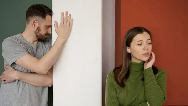 Ilustrasi Pasangan Posesif