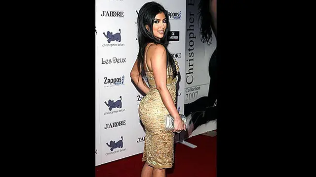 6 Foto Seksi Kim Kardashian Pamer Bokong dari 2007-2014