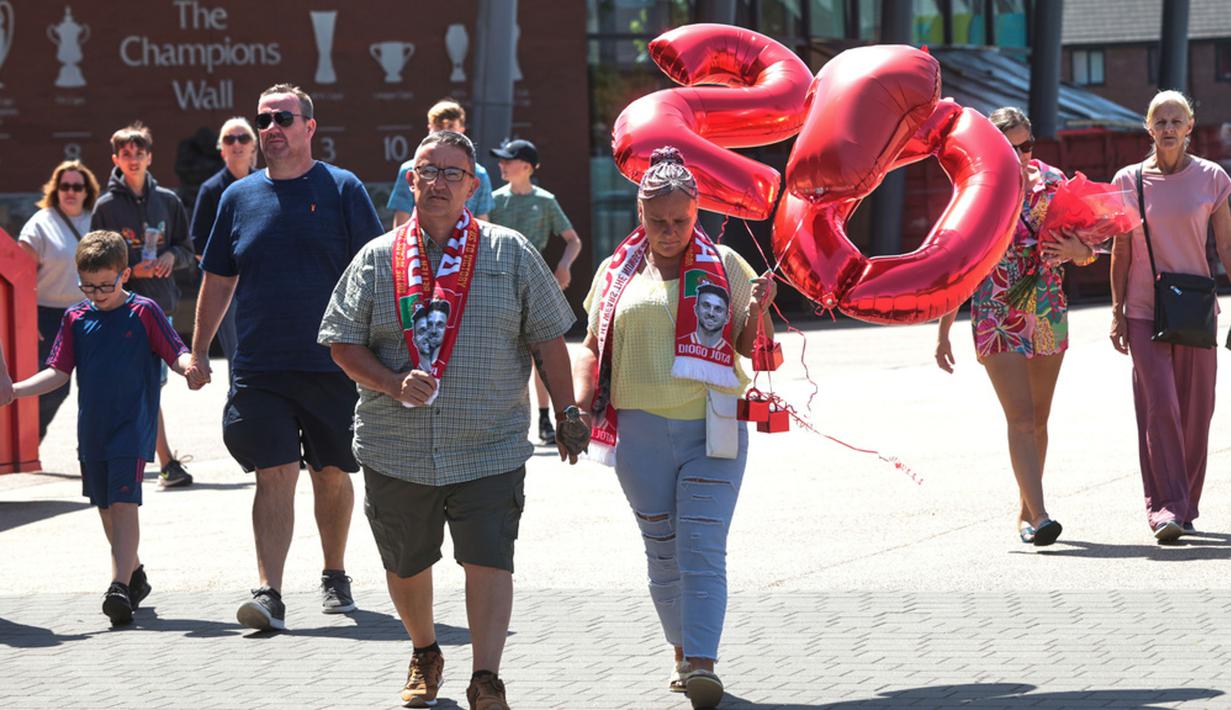 Kepergian Jota dan adiknya meninggalkan kesedihan mendalam bagi keluarga, teman-teman, fans hingga rekan setim di Liverpool. (AP Photo/Ian Hodgson)