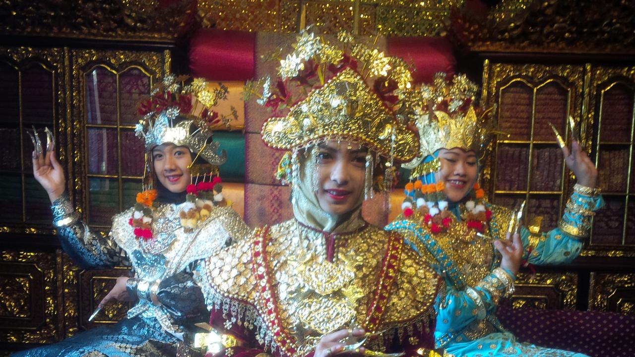 Pakaian Adat Bakal Jadi Seragam Resmi PNS Palembang