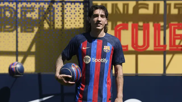 Foto: Barcelona Perkenalkan Pemain Baru, Salah Satunya Jebolan Akademi Real Madrid