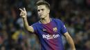 Pemain Barcelona, Denis Suarez merayakan golnya ke gawang Eibar pada lanjutan La Liga Spanyol di Camp Nou stadium, Barcelona (19/9/2017). Barcelona menang 6-1. (AFP/Pau Barrena)