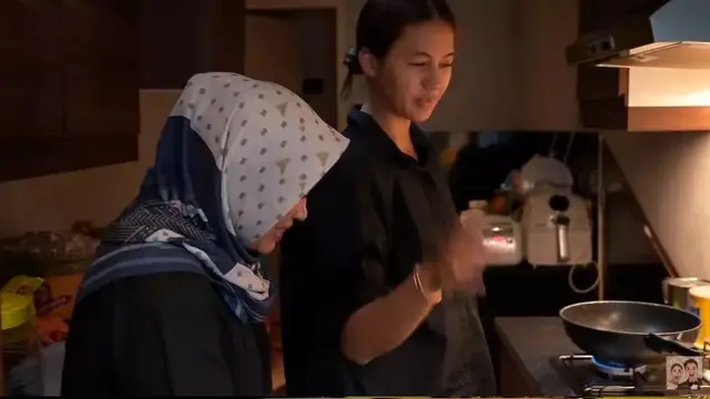 Potret Dapur Kotor di Rumah Paula Verhoeven, Minimalis tapi Serba Ada